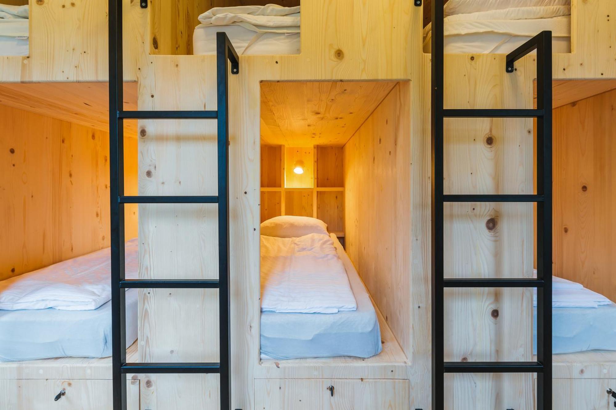 2Nd Station Hostel Bled Extérieur photo